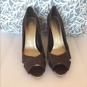 Size 9.5 M Nine West basket weave cork heels