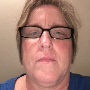 Meet your Posher, Alisa