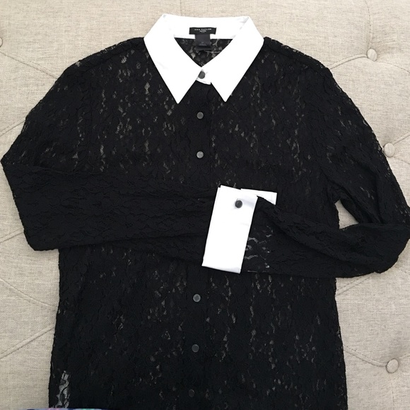 🌟HOST PICK🌟Ann Taylor Petite Lace Collar Top