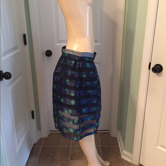 New arrival skirt - Picture 2 of 4