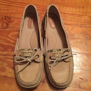 Sperry topsider shoes