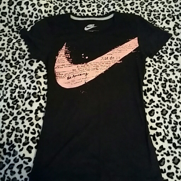 Girls Nike Shirt