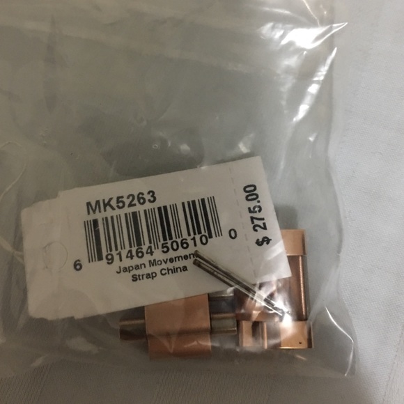 Michael Kors watch - Picture 2 of 2