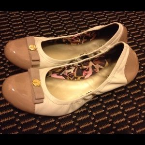 Tahari Ballet Flats