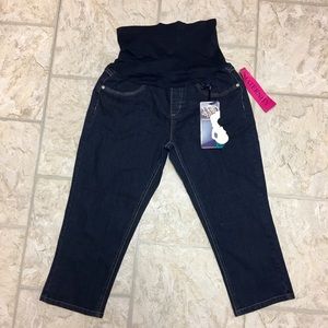 Maternity Capri Jeans