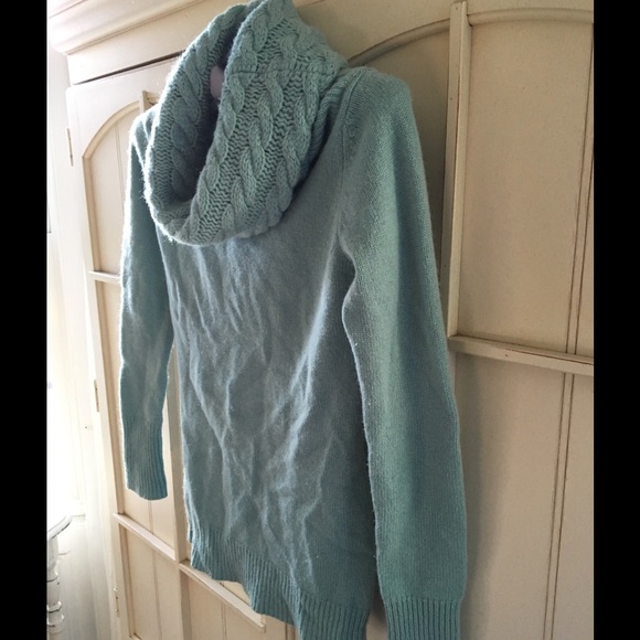 Vittadini cashmere thick cabled cowl neck