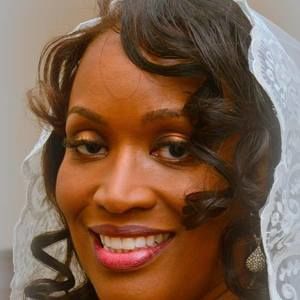 Meet your Posher, Joyce