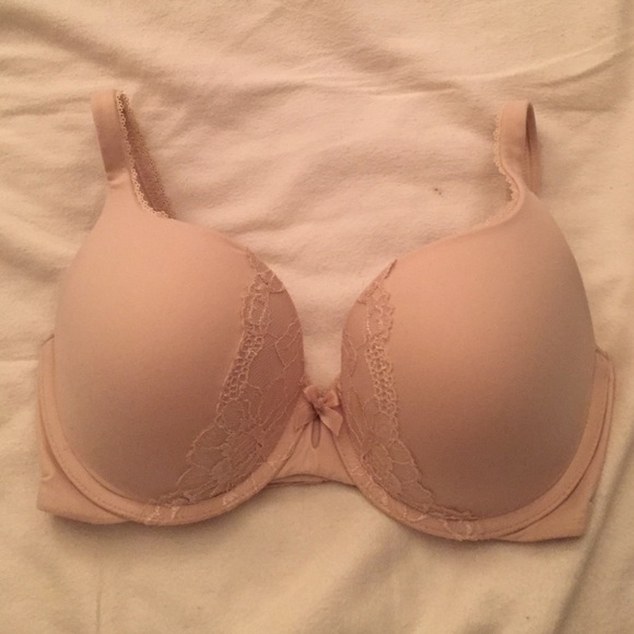 Body by Victoria Victoria's Secret bra