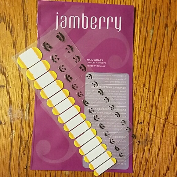 Lil' Ghoul Jamberry Nail Wraps - Picture 1 of 2