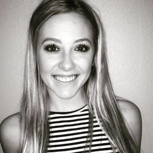 Meet your Posher, Abby