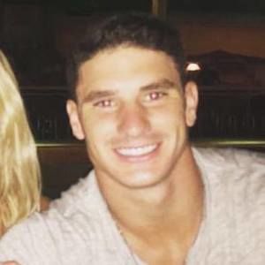 Meet your Posher, Chase