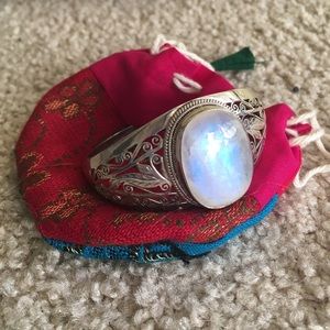 Beautiful Nepal Moonstone Bracelet