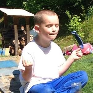 Meet your Posher, Joyce