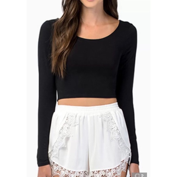 Black long sleeve crop top - Picture 1 of 1