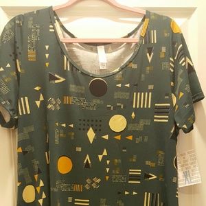 Lularoe XL Classic T