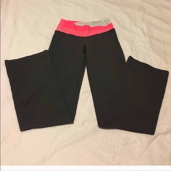 Lululemon workout pants