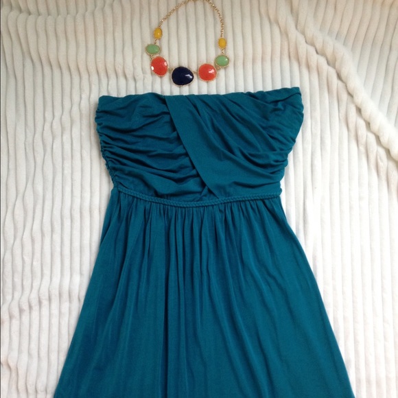 Strapless casual dress