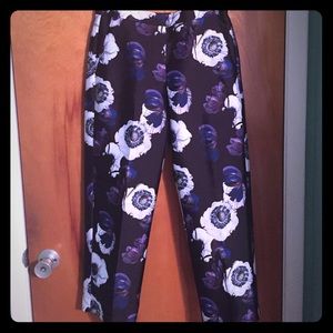 Floral Print Crop Pants