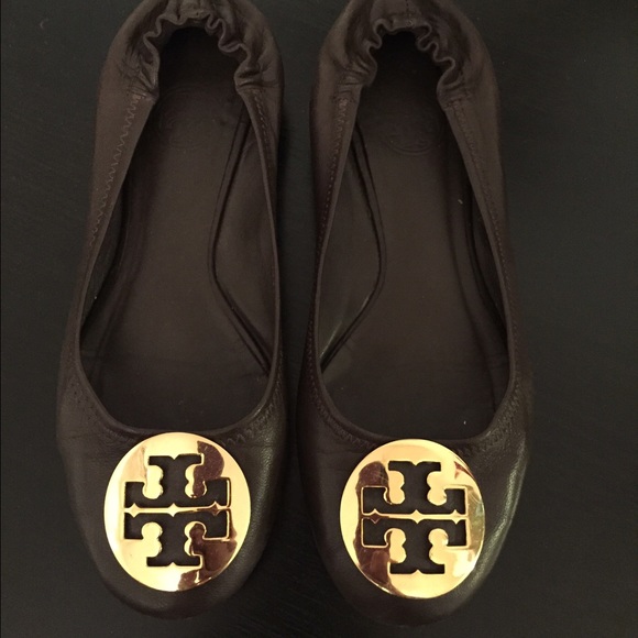 Authentic size 7 chocolate brown Tory Burch flats
