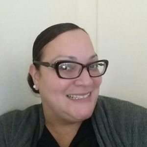 Meet your Posher, Julissa