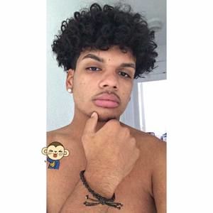 Meet your Posher, Jay