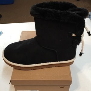 Ugg boots new in box