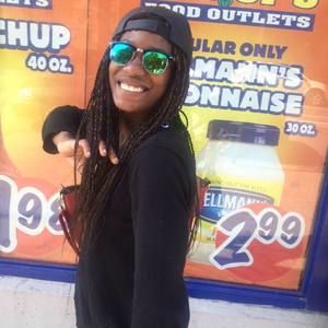 Meet your Posher, Helga