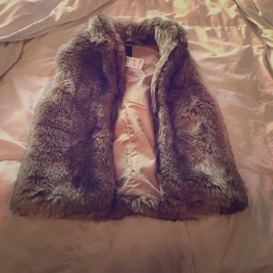 Outerwear faux fur vest