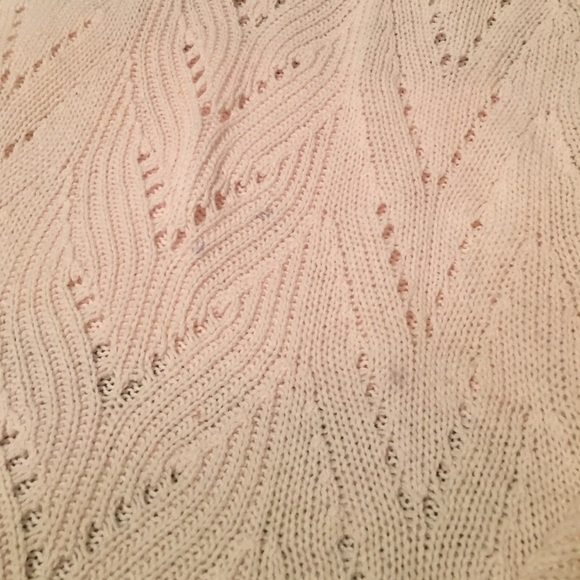 Old Navy Sweaters - Blush Sweater- perfect for Spring! ๐ธ Old Navy Sweaters - Blush Sweater- perfect for Spring! ๐ธ