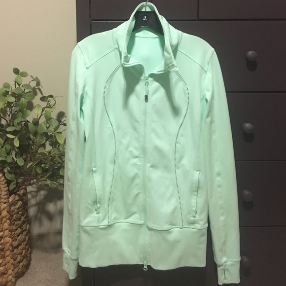 Lululemon jacket