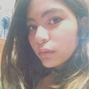 Meet your Posher, Naomi