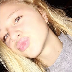 Meet your Posher, Cadie