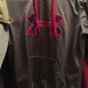 Womens Under Armour Sweatshirt