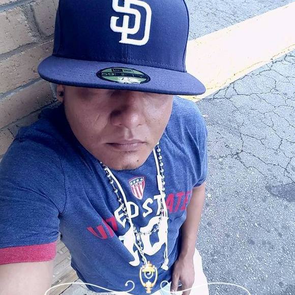 Meet your Posher, Tulio - Picture 1 of 1