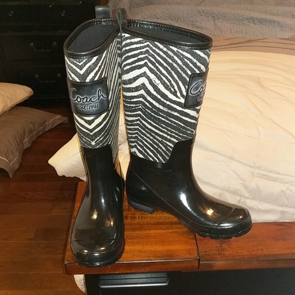 Rain boots