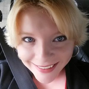 Meet your Posher, Dara