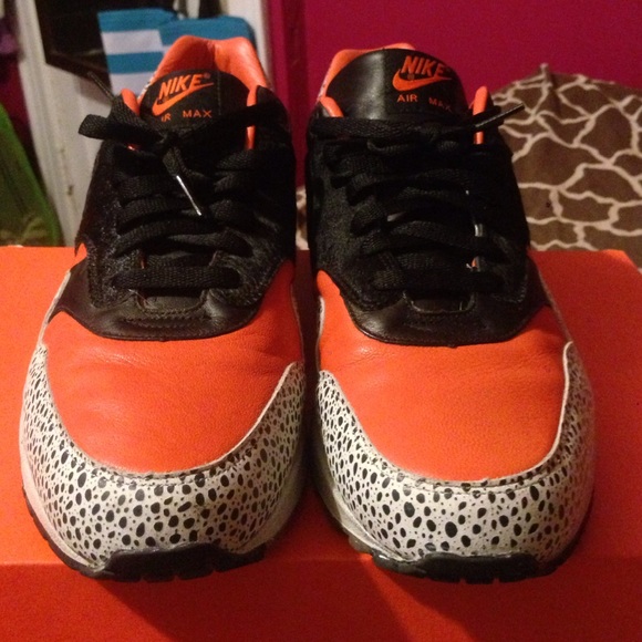 💥SOLD💥 - Picture 2 of 4