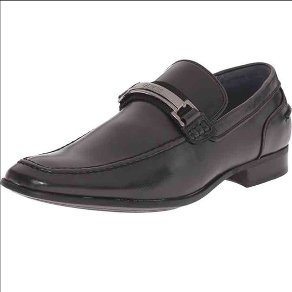 Guess - Picture 2 of 4