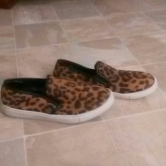 Flats shoes