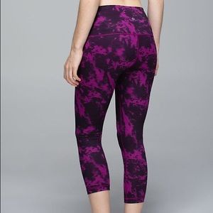 FLASH SALE-NWT Lululemon Wunder Under Crop