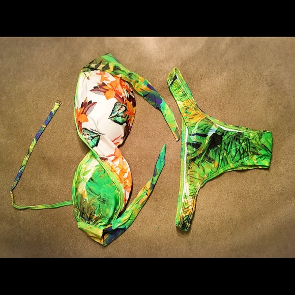 Exclusive and one of a kind Bikinis from Brazil - Picture 1 of 4