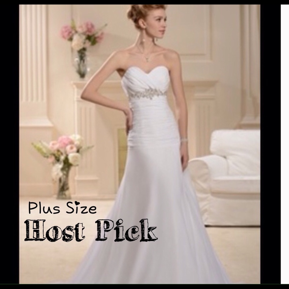 *Price Firm*NWT Beach Wedding Dress
