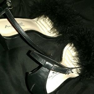 Black fluffy heels