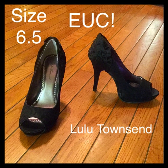 Lulu Townsend Shoes - EUC Lulu Townsend black lace ruffle heel Lulu Townsend Shoes - EUC Lulu Townsend black lace ruffle heel