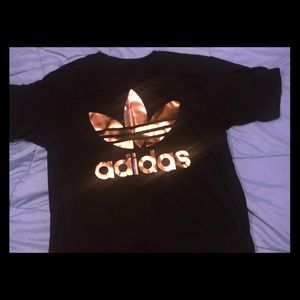 Adidas T-shirt