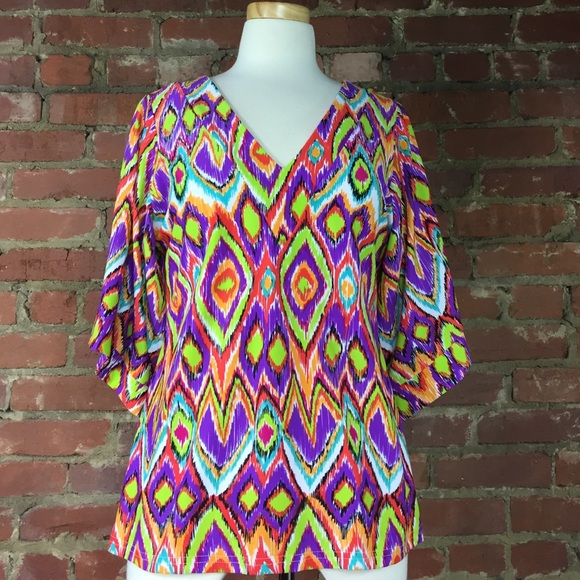 JUDE Connally top.