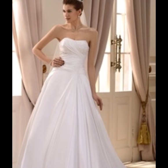 *Price Firm*NWT Beach Wedding Dress