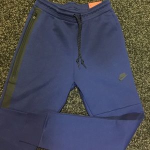 sweatpants nike