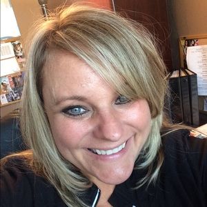 Meet your Posher, Tina