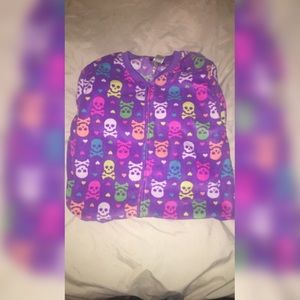 Purple skull onesie😍